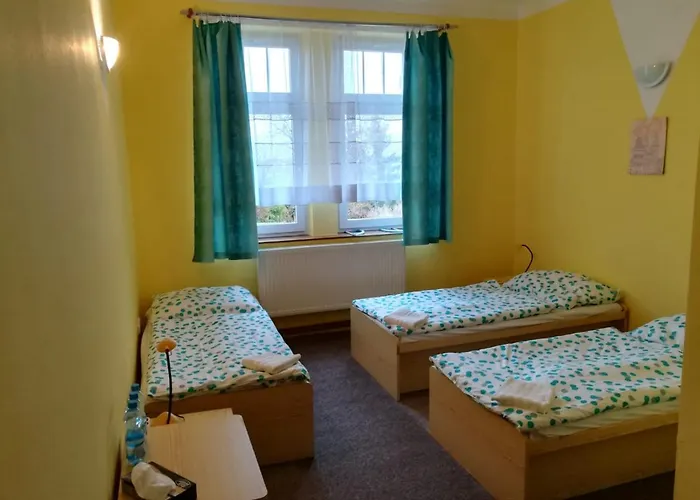 Modra Hvezda Hotel Sadská